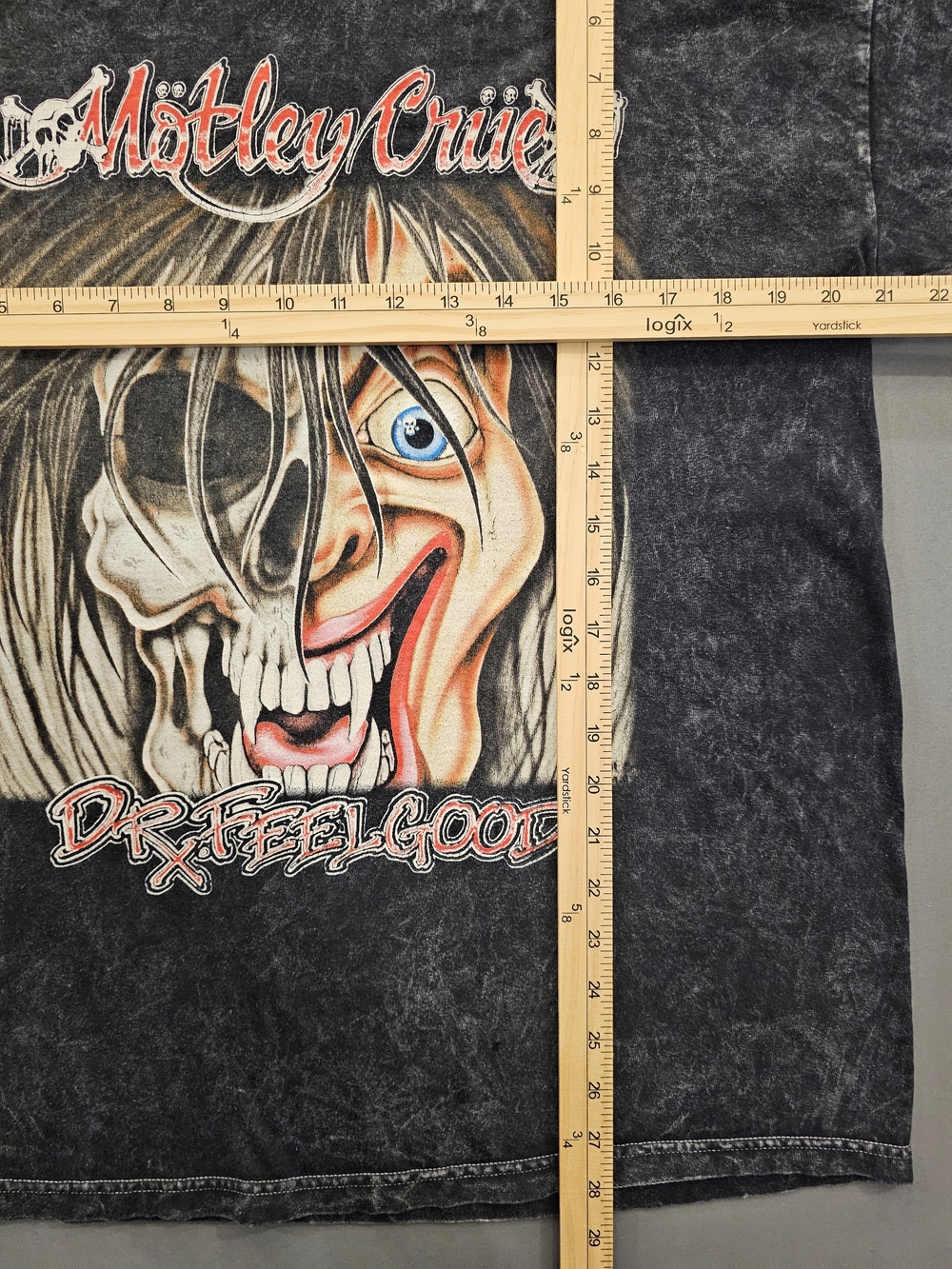 Mötley Crüe Dr. Feelgood Band Tee - Global Washed Black Mineral Wash T-Shirt - Picture 5 of 6
